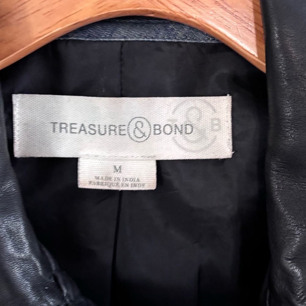 Treasure & Bond Women’s Black Leather Moto Vest Size M Asymmetrical Zip - Picture 13 of 15